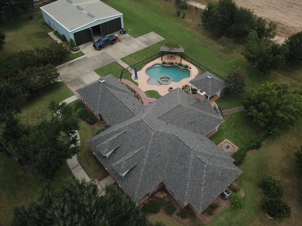 Photo of 49 E Kitty Hawk Street, Richmond, TX 77406 (MLS # 45797904)