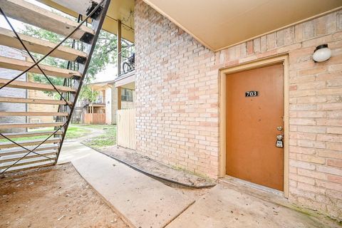 Photo of 16303 Lyons School Road #703, Spring, TX 77379 (MLS # 12299716)