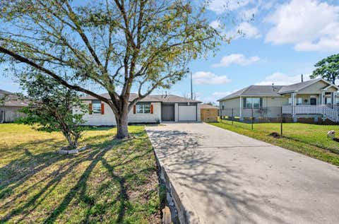 Tiny photo for 16034 Clearmeadow Street, Channelview, TX 77530 (MLS # 85111110)
