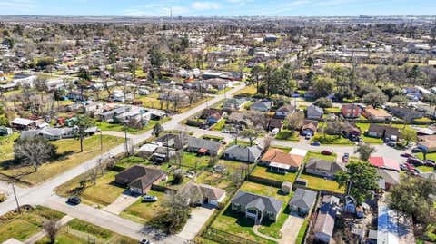 Tiny photo for 16034 Clearmeadow Street, Channelview, TX 77530 (MLS # 85111110)