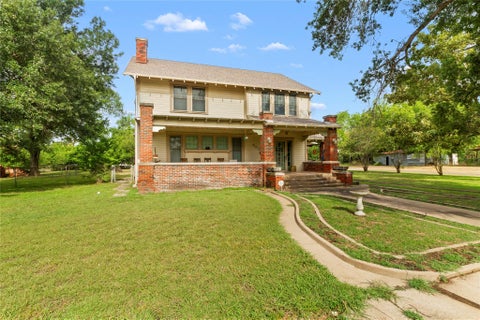 Photo of 400 S Mckinney Street, Mexia, TX 76667 (MLS # 51616314)