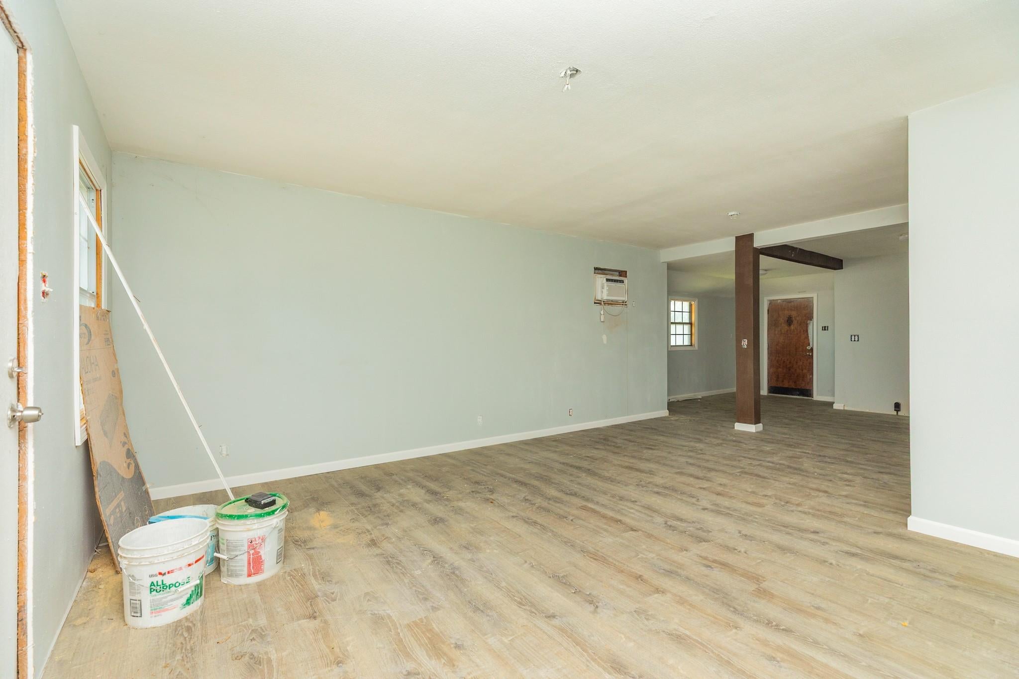 1130 W 8th Street
