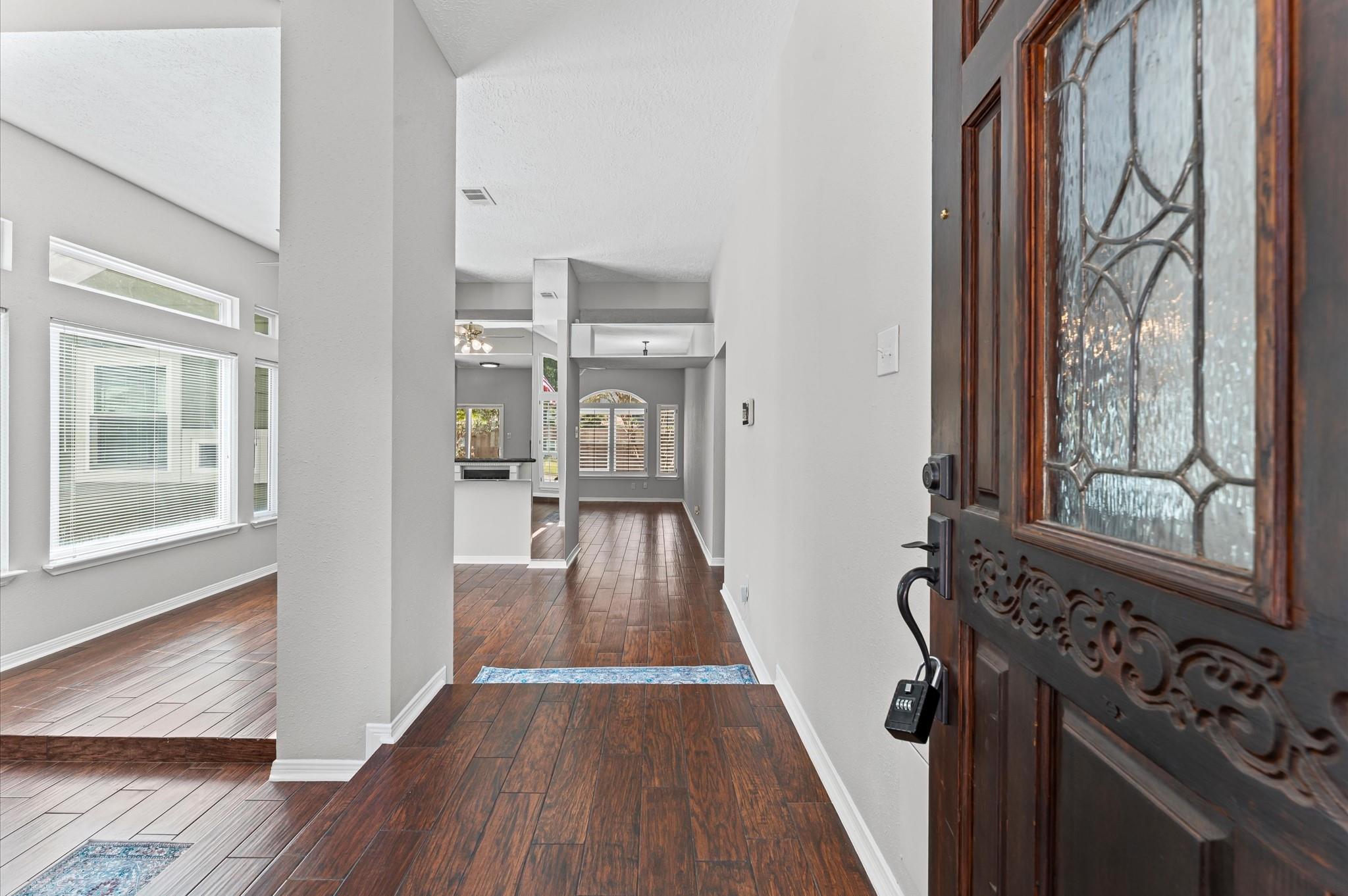 5423 Maple Square Drive