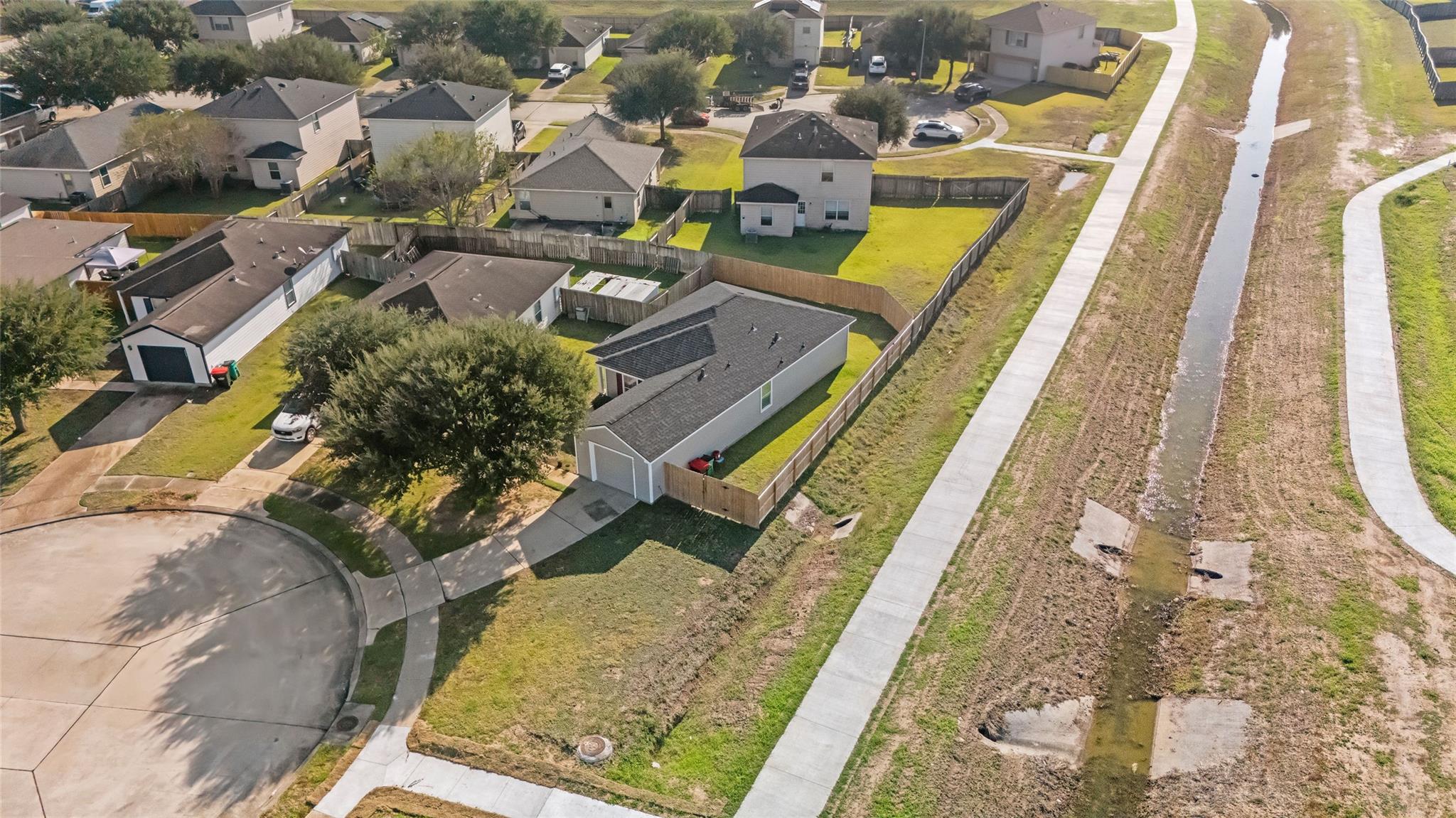 4627 Tulip Garden Ct
