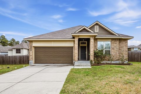 Photo of 210 Doe Run Drive, Huntsville, TX 77320 (MLS # 54542015)