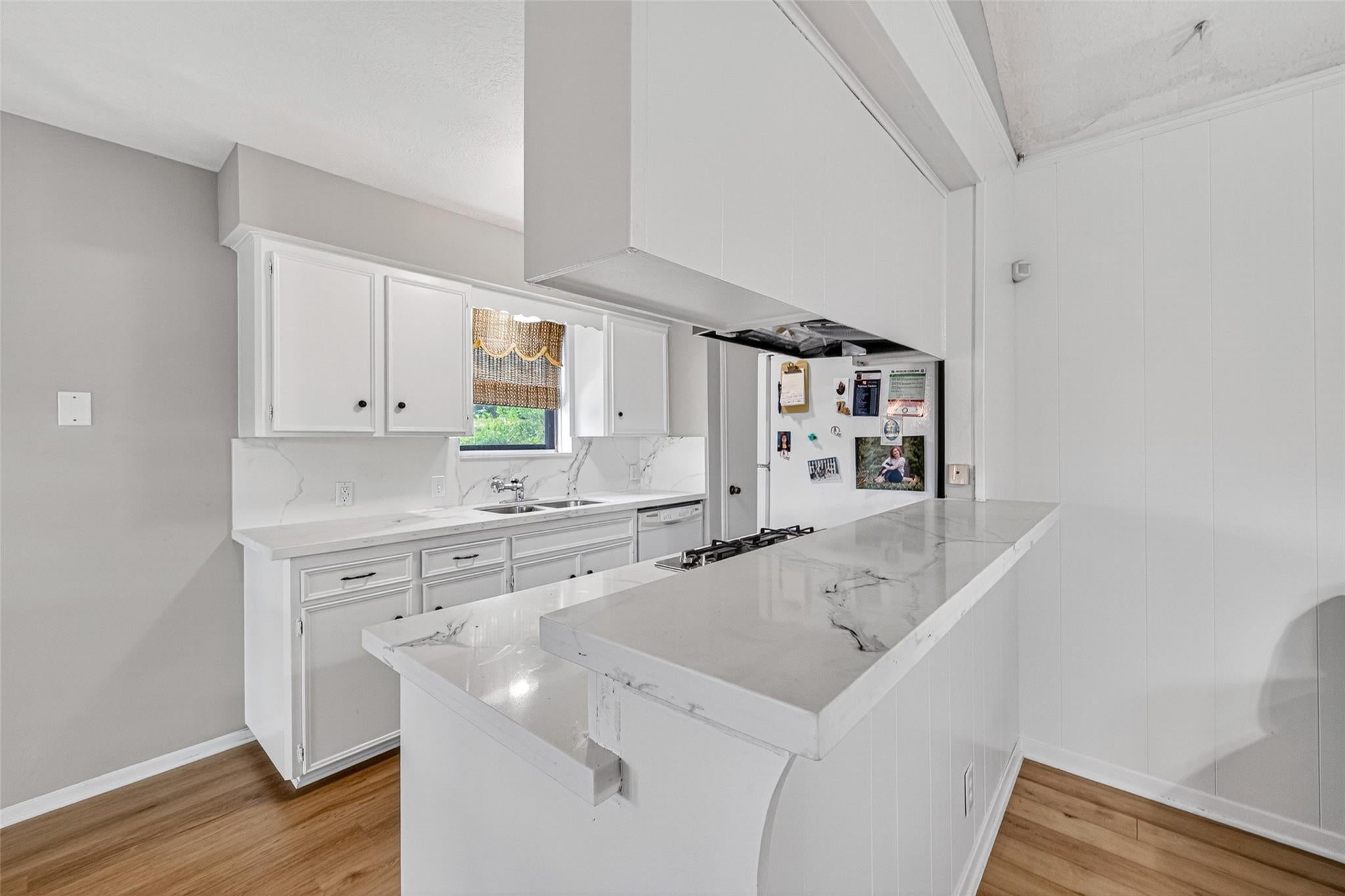 5311 Little John Lane