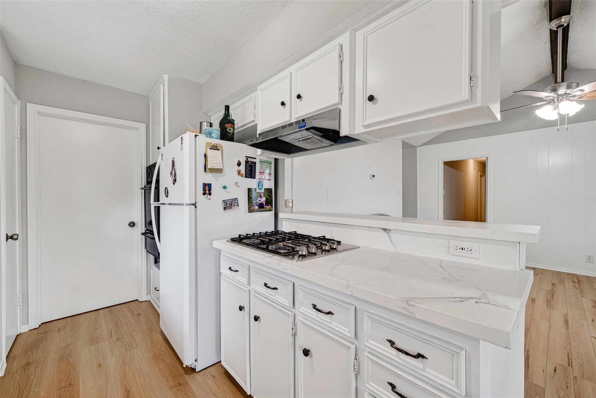5311 Little John Lane