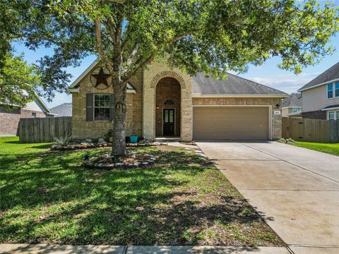 Photo of 803 Arlington Pointe Drive, League City, TX 77573 (MLS # 74385784)