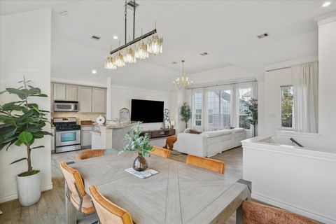 Photo of 5949 Kiam Street #B, Houston, TX 77007 (MLS # 20476561)