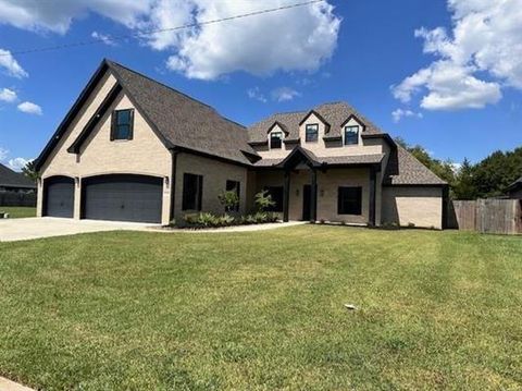 Apartment For Sale - 8360 Chappell Hill Drive<br/> Jefferson County, Beaumont, TX 77713