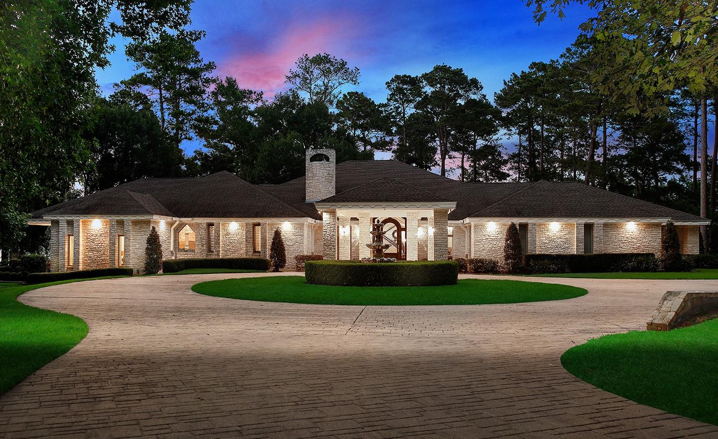 13882 Longwood Drive