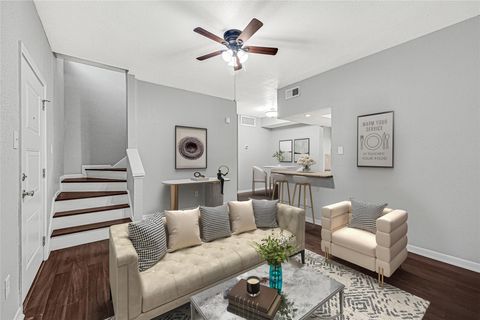Photo of 2425 Augusta Drive #29, Houston, TX 77057 (MLS # 88396546)