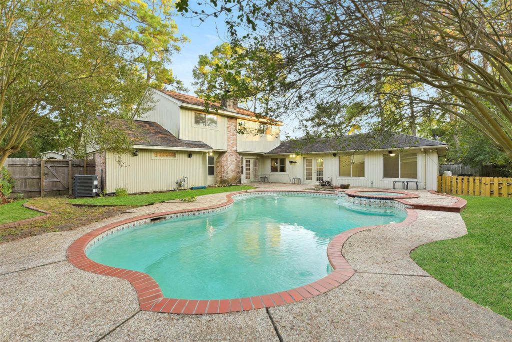 Photo of 3838 Glenheather Drive, Houston, TX 77068 (MLS # 54264119)