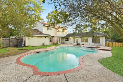 Photo of 3838 Glenheather Drive, Houston, TX 77068 (MLS # 54264119)