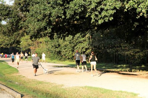 Tiny photo for 6506 Rodrigo Street, Houston, TX 77007 (MLS # 25122824)