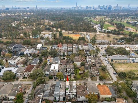 Tiny photo for 6506 Rodrigo Street, Houston, TX 77007 (MLS # 25122824)