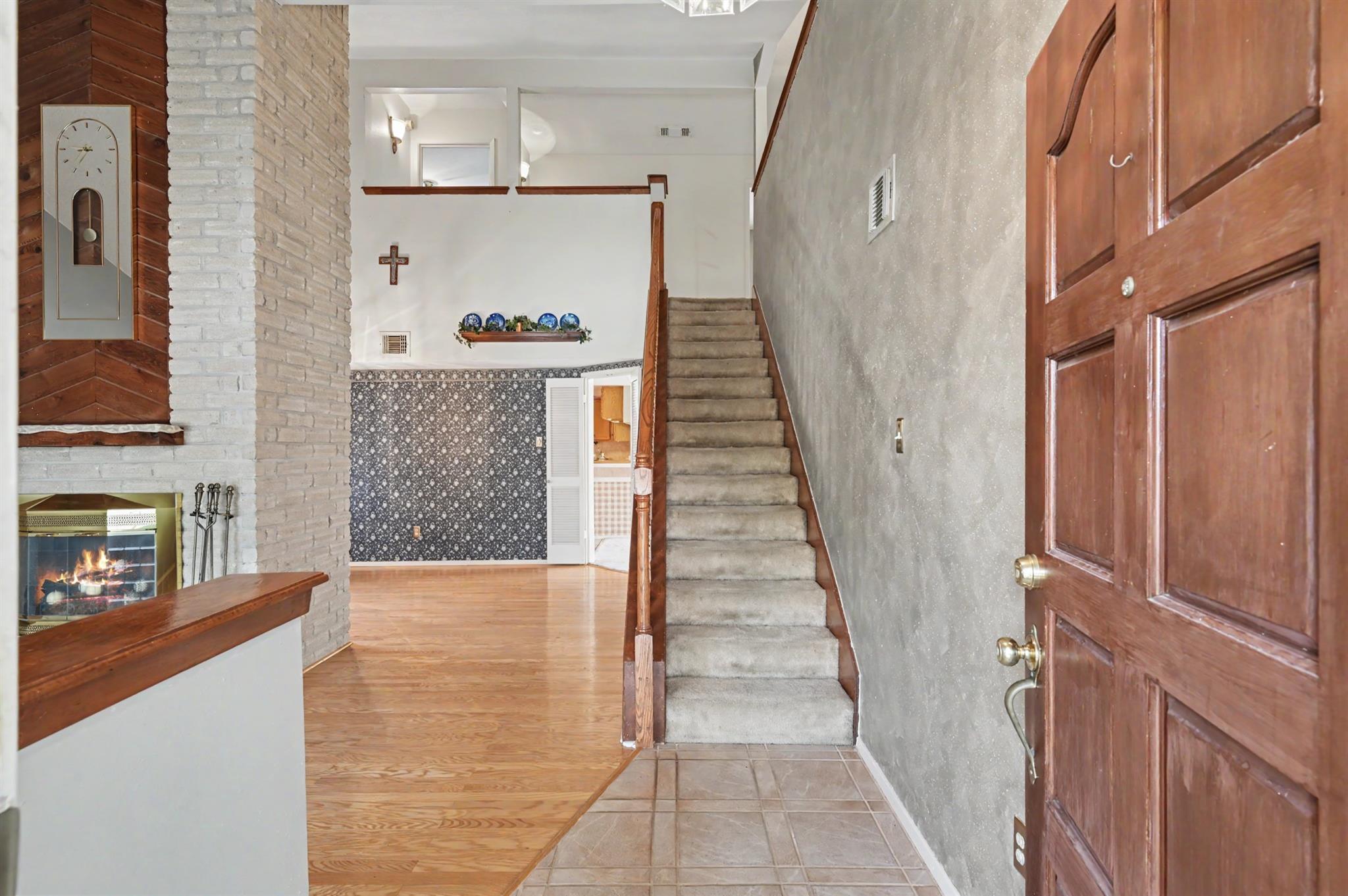 4926 Edinston Place