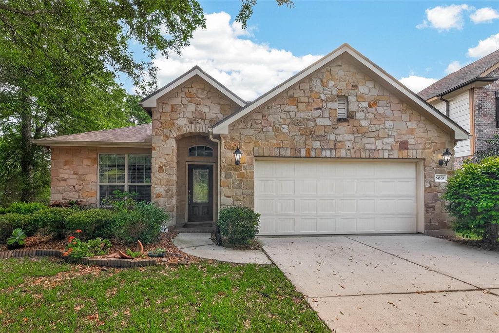 Photo of 24520 Greenleaf Trail Drive, Porter, TX 77365 (MLS # 9101408)