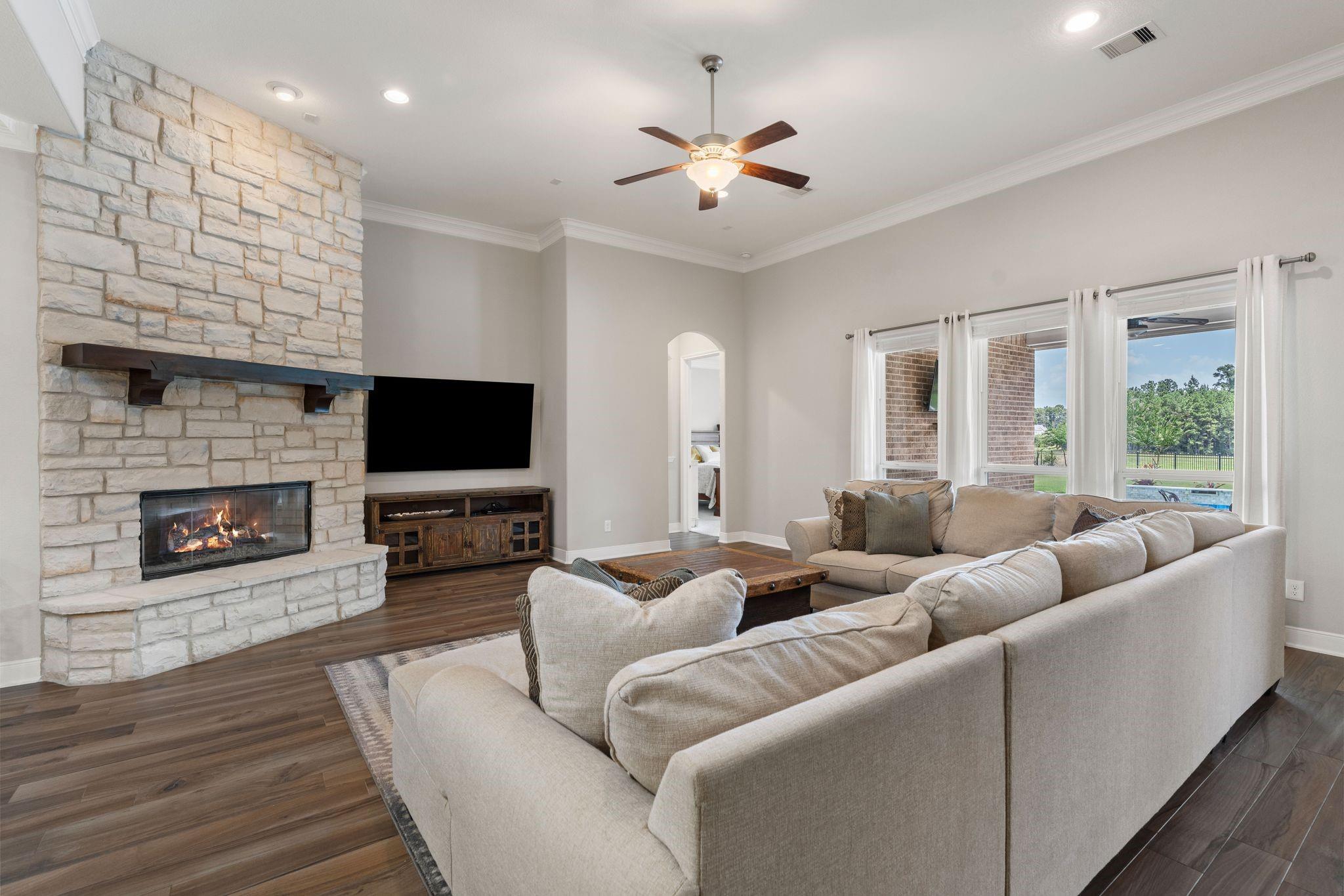 7123 Julie Pond Lane