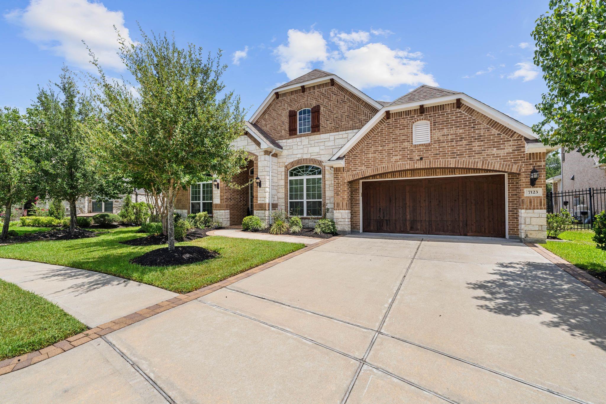 7123 Julie Pond Lane