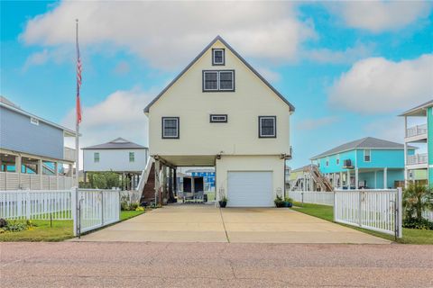 Homes For Sale - 22901 Miramar Street<br/> Galveston, TX 77554