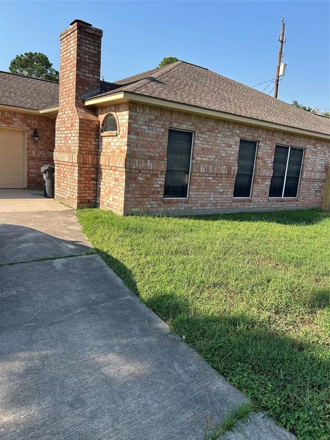 Photo of 17610 W Fawn River Circle, Spring, TX 77379 (MLS # 14757085)