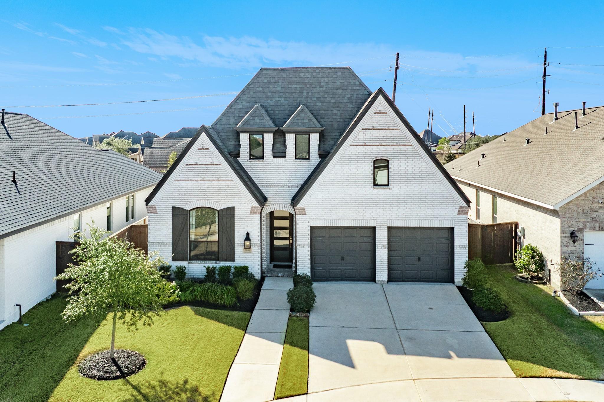 3806 Shackleton Court