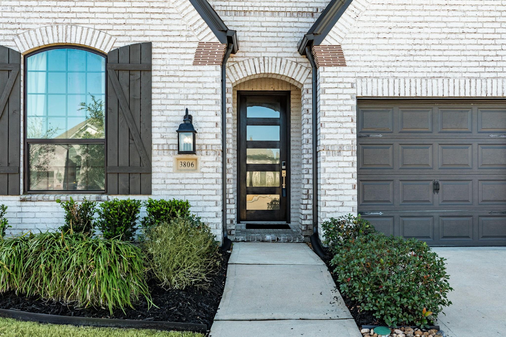 3806 Shackleton Court