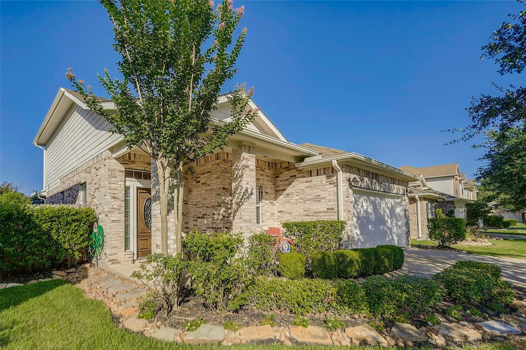 Photo of 25311 Sierra Woods Lane, Katy, TX 77494 (MLS # 13089138)