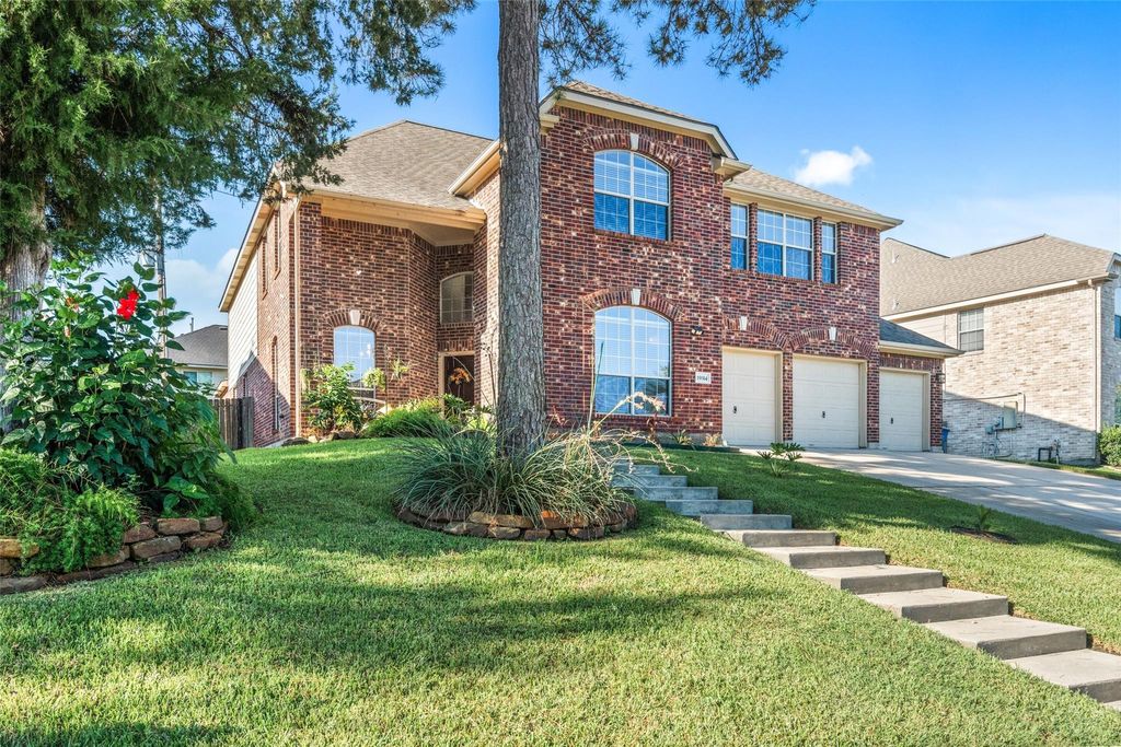 Photo of 19314 Aquatic Drive, Humble, TX 77346 (MLS # 45787531)