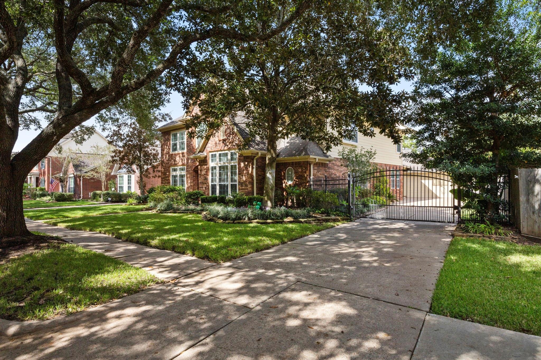 4447 Balboa Drive