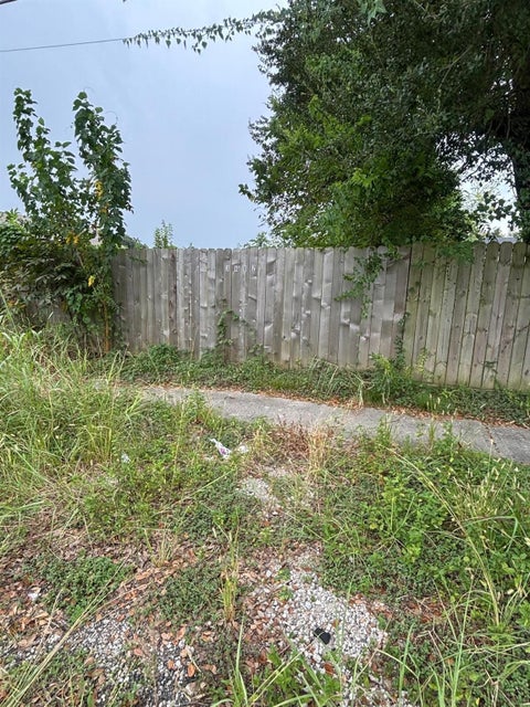 Vacant Land For Sale - Parker Road<br/> Houston, TX 77093