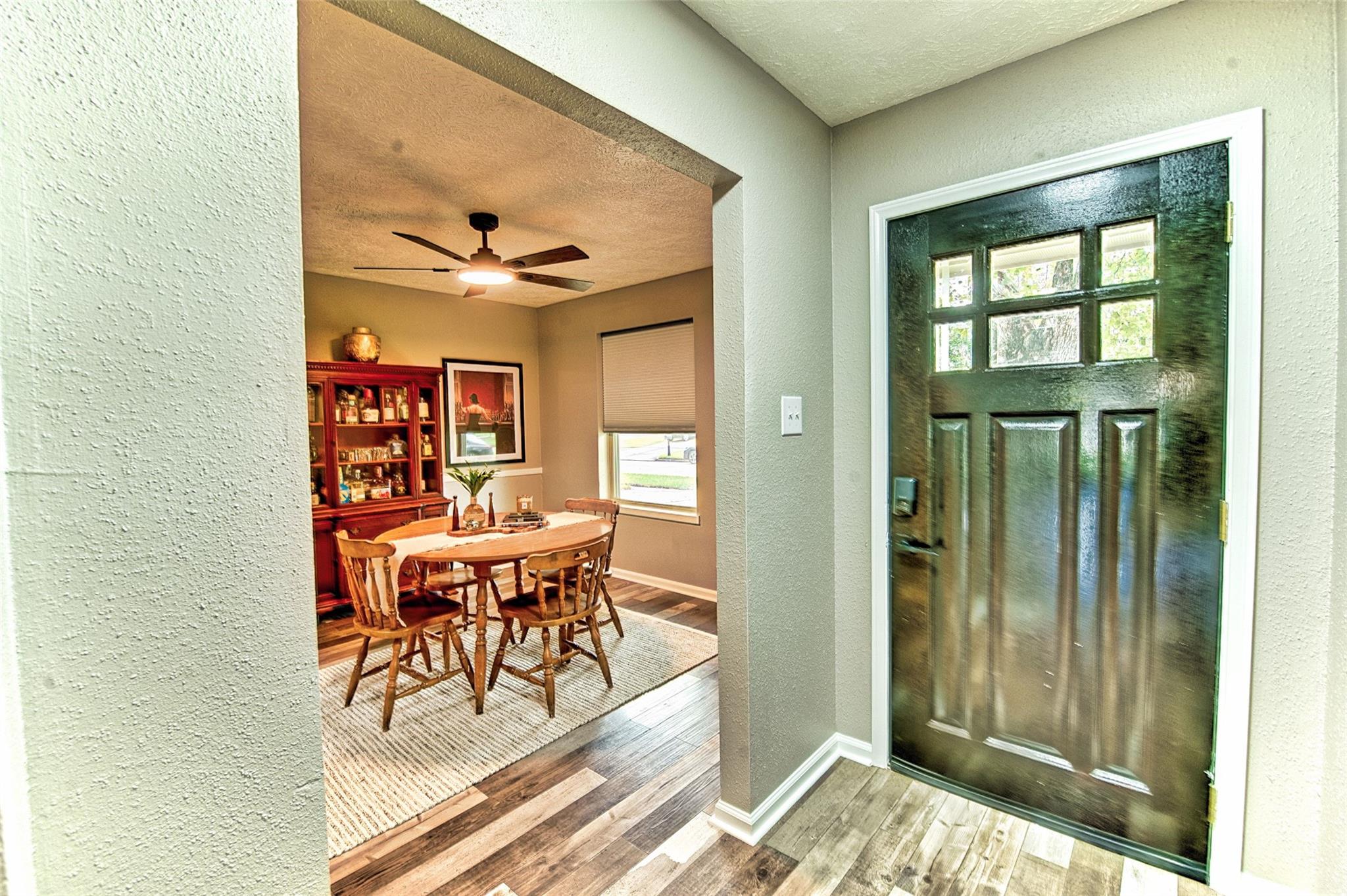 6218 Creekside Lane
