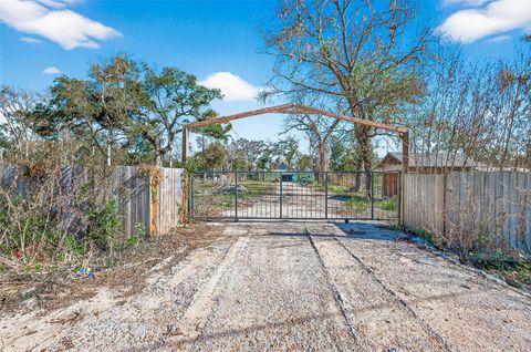 16507 Mill Drive Rosharon TX 77583