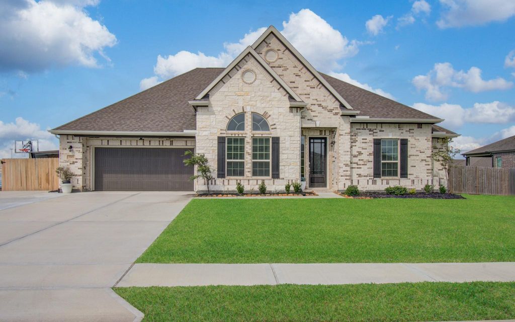 Photo of 7703 Chacon Place, Mont Belvieu, TX 77523 (MLS # 75640757)