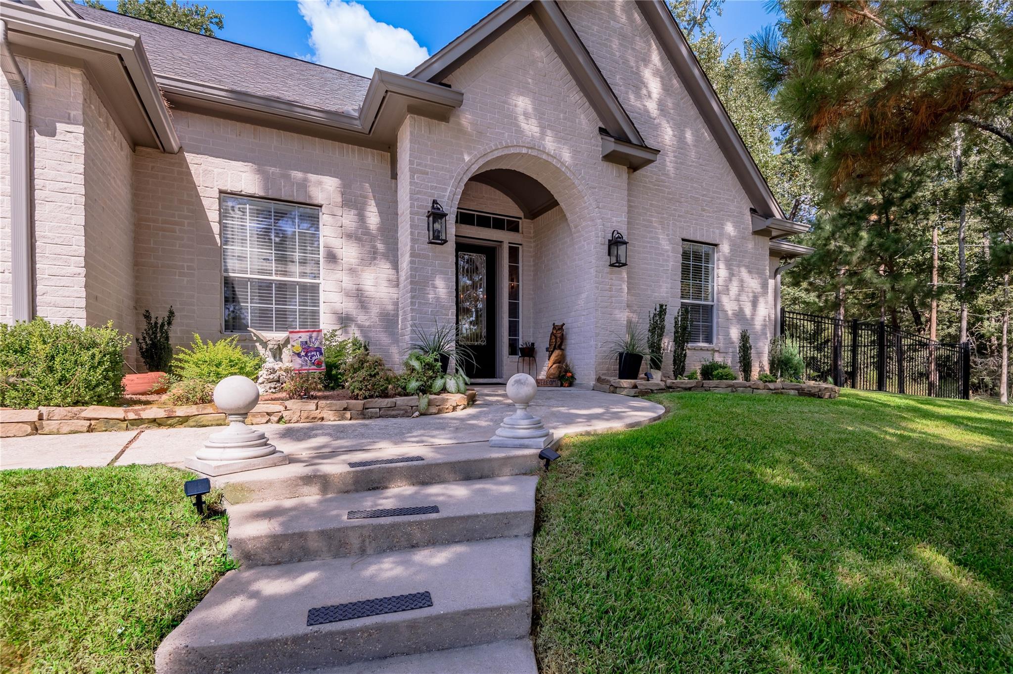 1007 Freemont Court