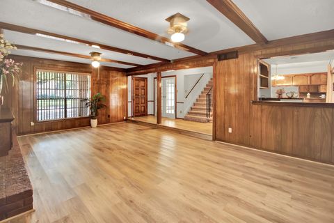 Photo of 5703 Havenwoods Drive, Houston, TX 77066 (MLS # 91075498)