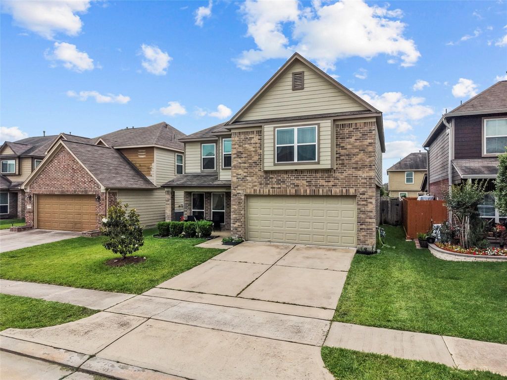 Photo of 3323 Thicket Path Way, Katy, TX 77493 (MLS # 14799756)