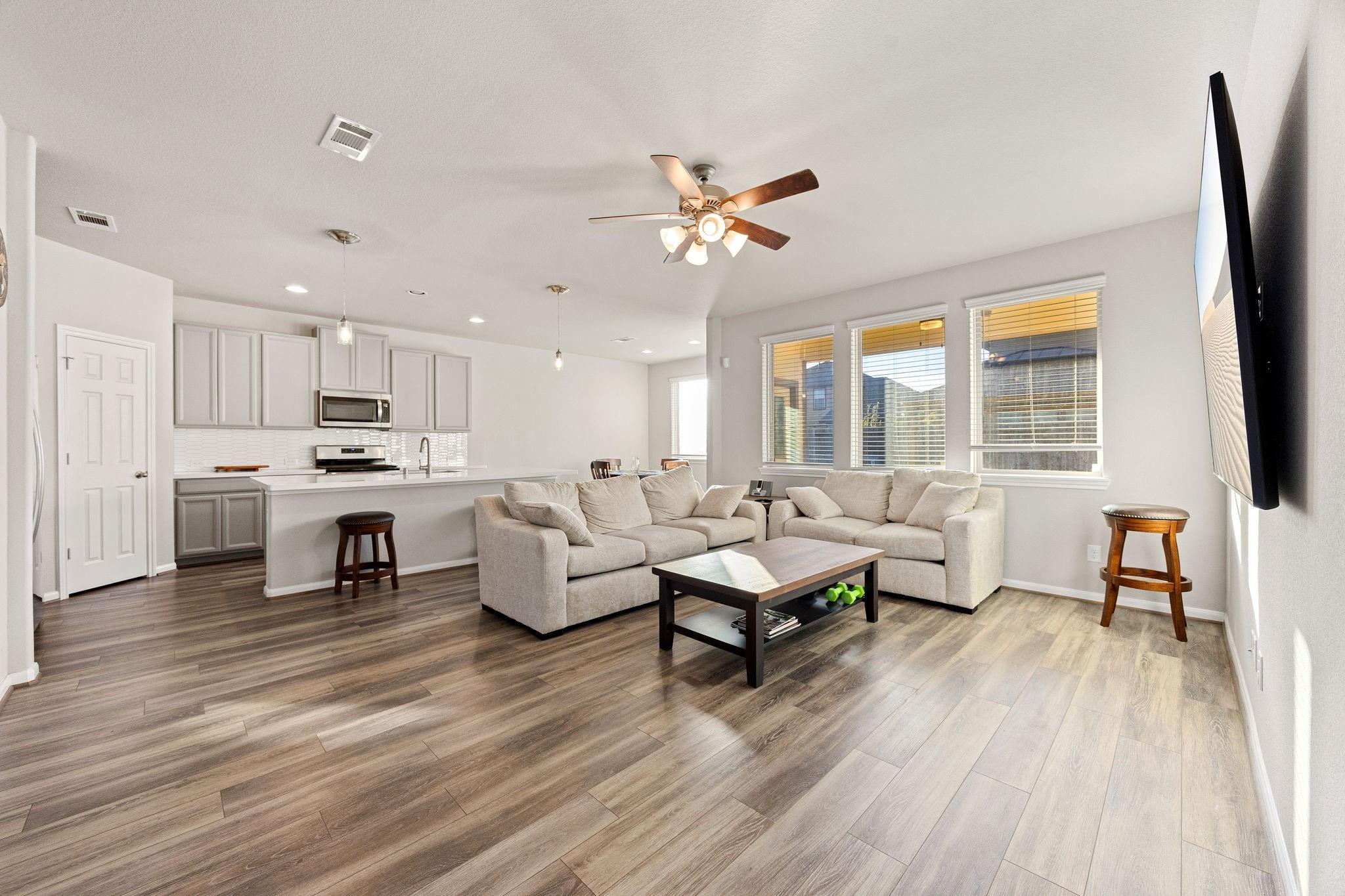 9415 Summer River Drive