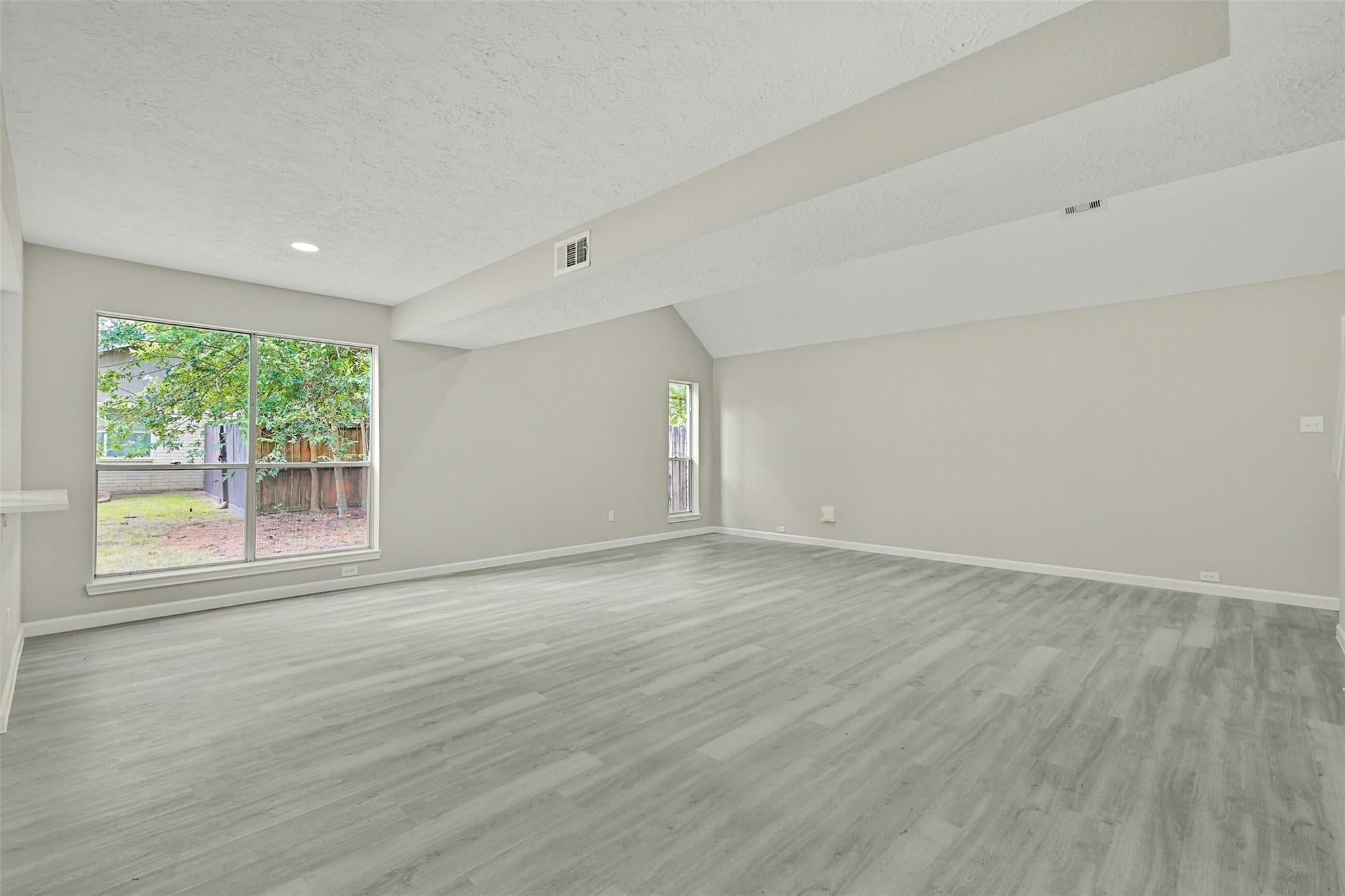 902 Essex Drive