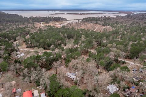 Homes For Sale - 163 Magnolia Court<br/> Trinity County, Trinity, TX 75862