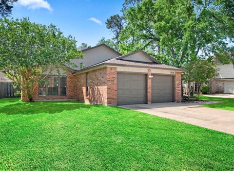 Photo of 19219 Nehoc Lane, Humble, TX 77346 (MLS # 51674326)