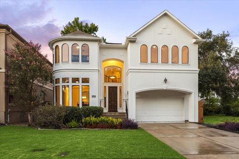 Photo of 4436 Holt Street, Bellaire, TX 77401 (MLS # 12415619) Photo of 4436 Holt Street, Bellaire, TX 77401 (MLS # 12415619)