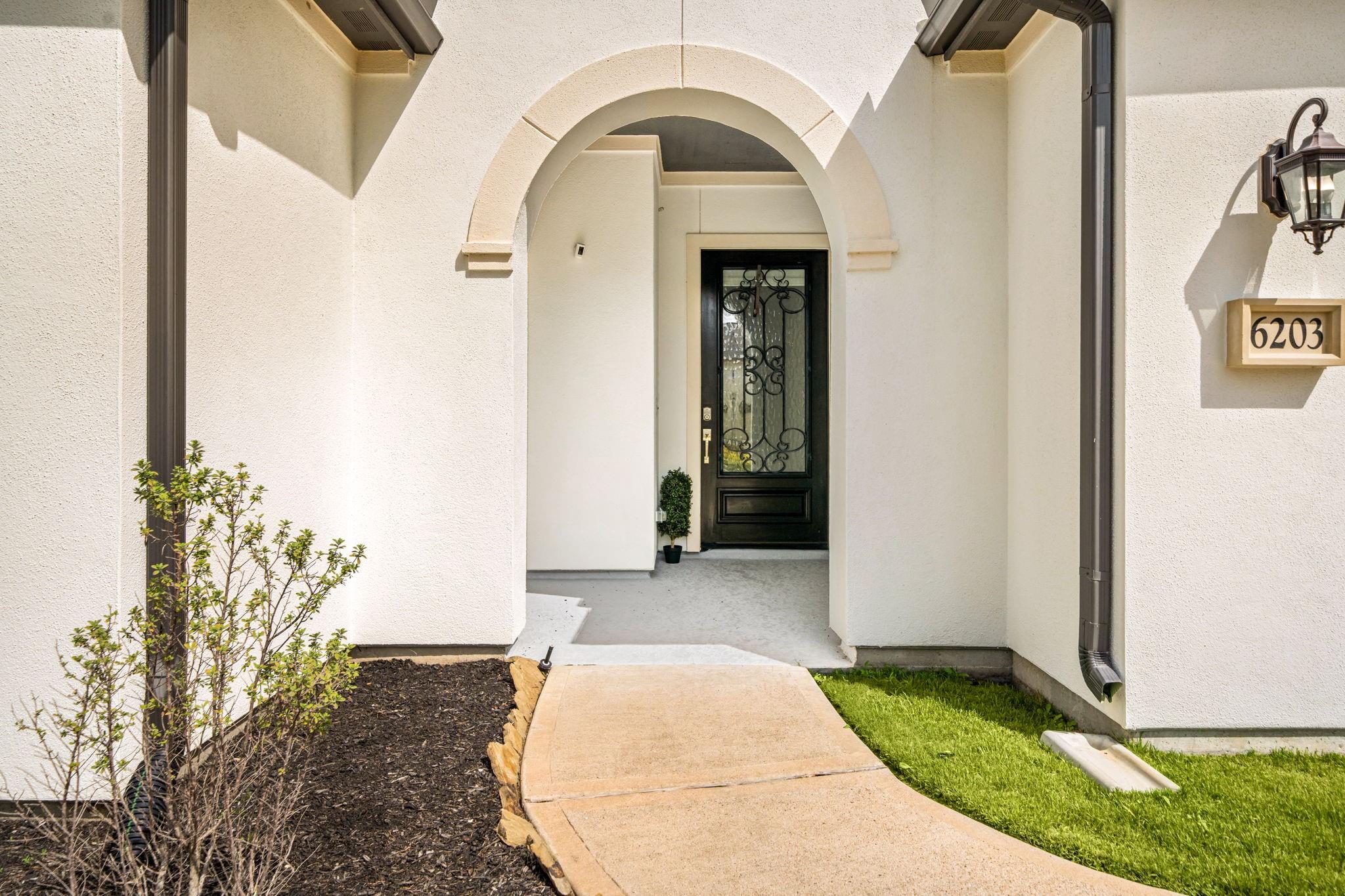 6203 Silver Lake Lane