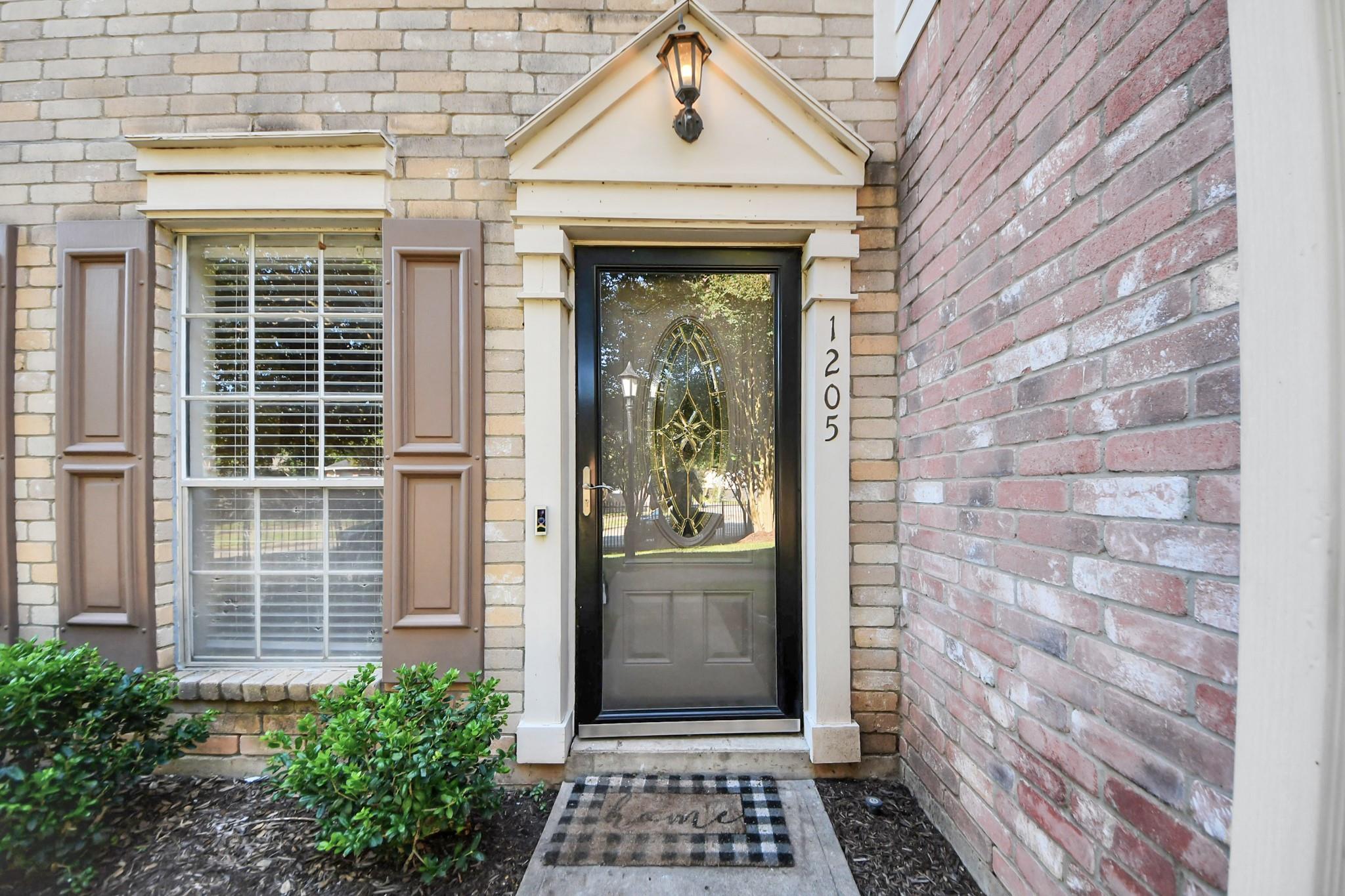 2910 Grants Lake Boulevard 1205
