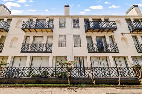 Photo of 2333 Bering Drive #306, Houston, TX 77057 (MLS # 6671949)