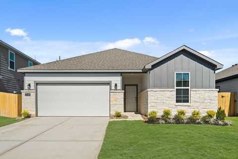 Photo of 25416 Blossom Court, Montgomery, TX 77316 (MLS # 35139609)