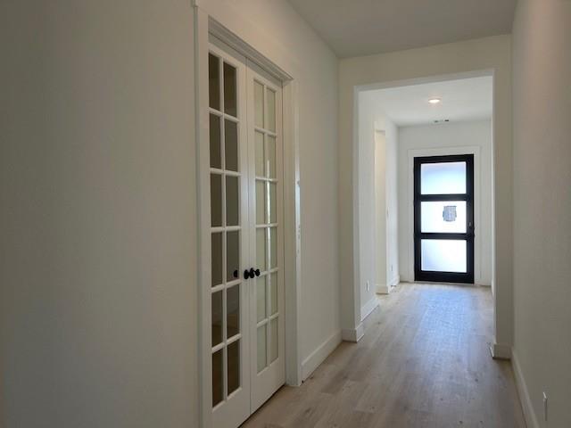 487 Hunters Crossing Drive