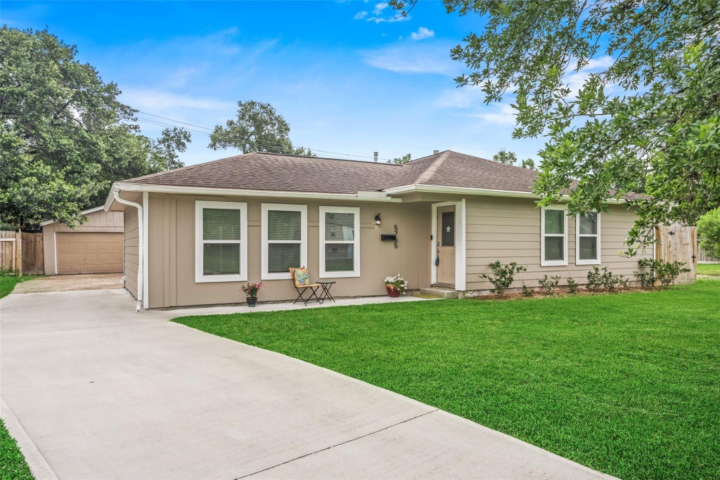 Photo of 5755 Belvedere Street, Houston, TX 77021 (MLS # 42871170)