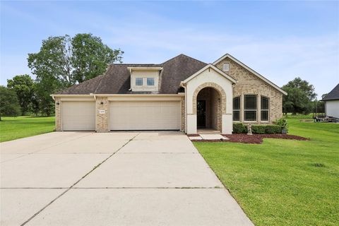 Photo of 10025 Jason Court, Beaumont, TX 77705 (MLS # 56041381)